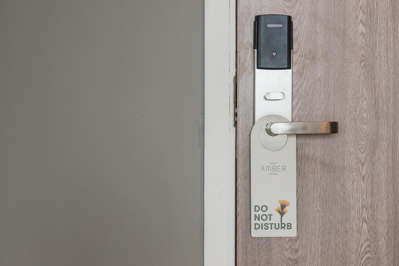 Hotel Amber Патая Екстериор снимка
