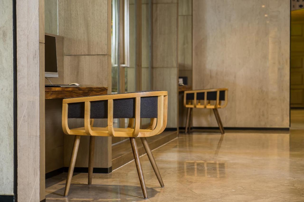 Hotel Amber Патая Екстериор снимка