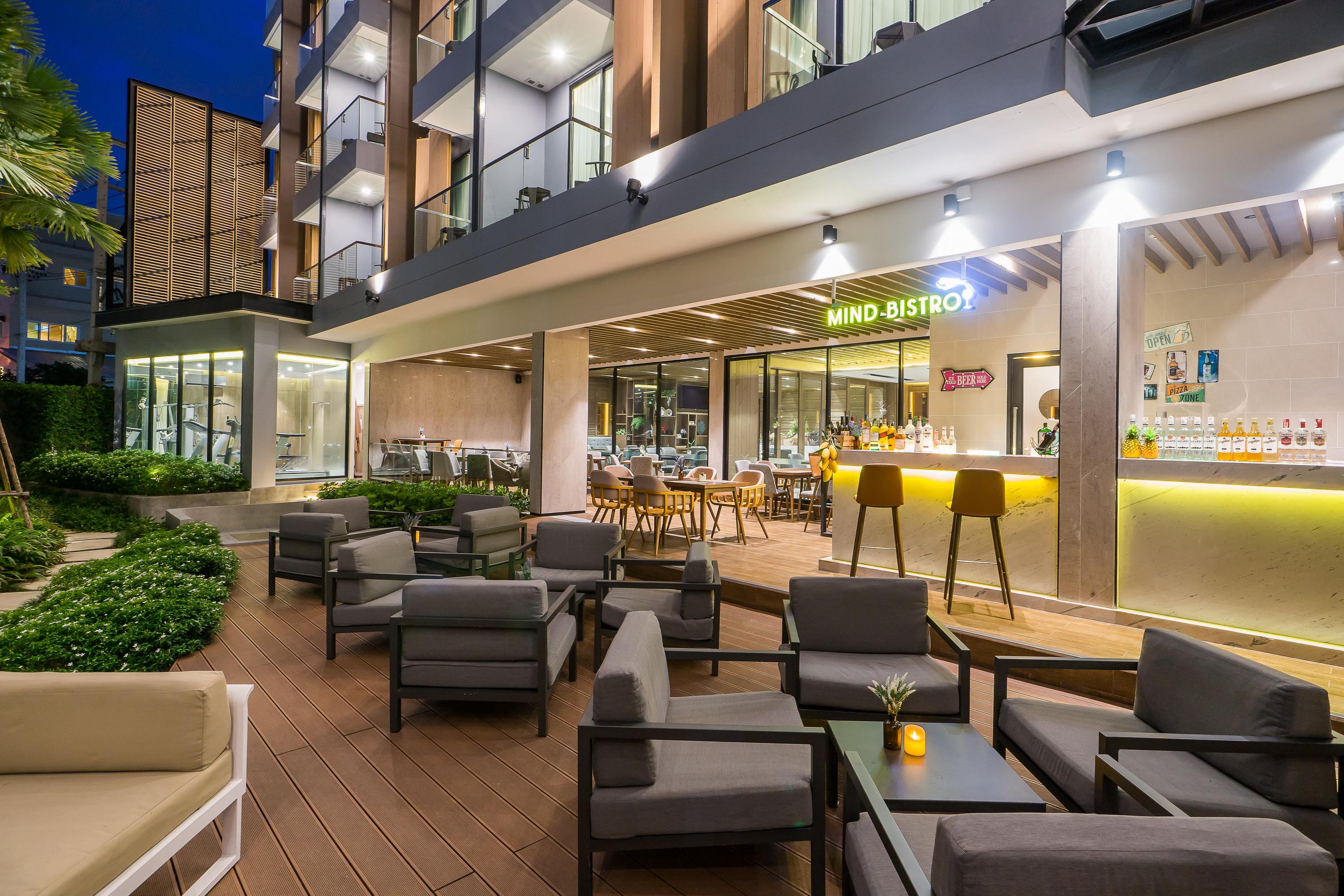 Hotel Amber Патая Екстериор снимка