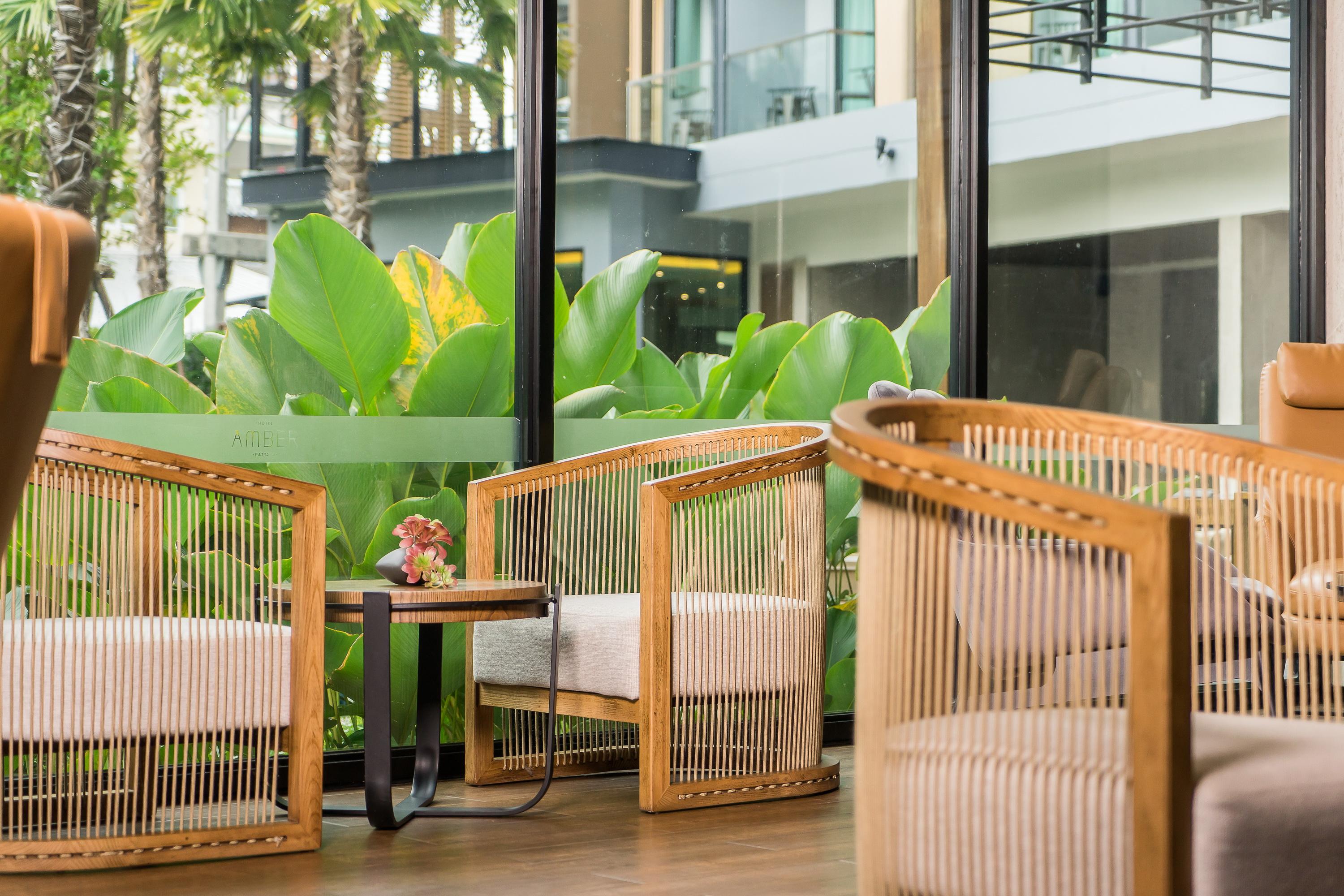 Hotel Amber Патая Екстериор снимка